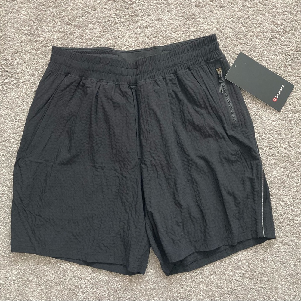Lululemon pace breaker utility short 7” LL NWT
